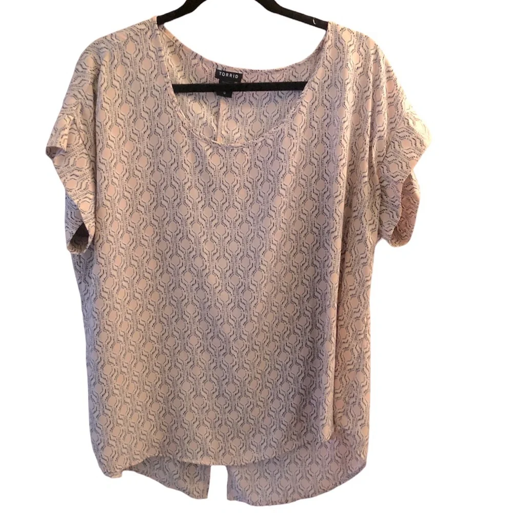 Torrid blouse - Picture 3 of 4